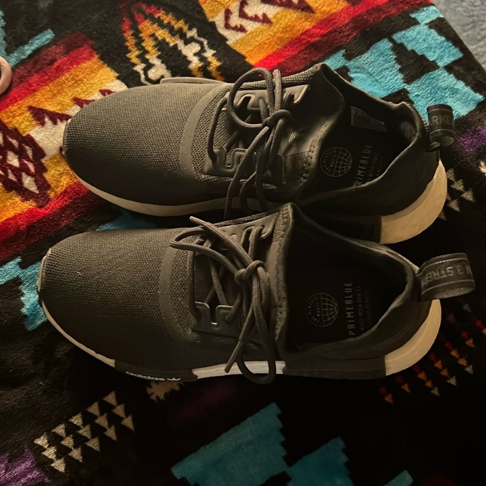 Nikes youth size 6, fits women size 8. Great condition. Black & white.